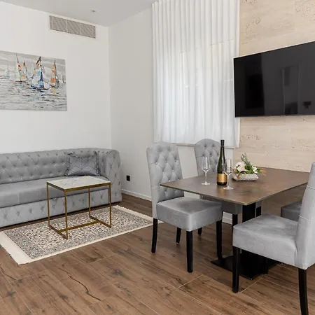 Bella Vista Am טרוגיר