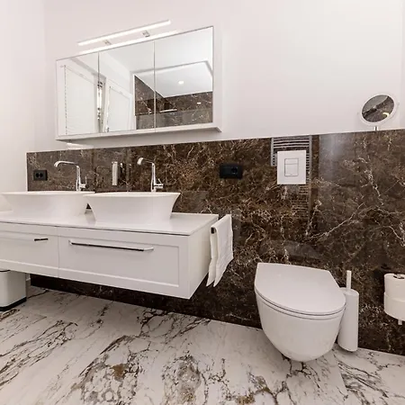 Bella Vista Am Traù